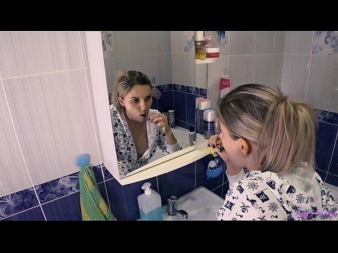 ❤️ Mae darnia gyda ifanc mewn pyjamas yn dod i ben cum llafar yn ass - letty du ☑ Porno fb atom ni cy.kutjeporno.ru ﹏